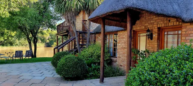 Lodge and Vaal River | Kayanzee Lodge - Free State - Parys - Vaal River