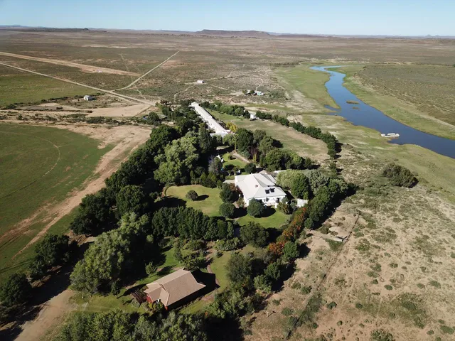 Aerial view of the lodge and river | New Holme Nature Lodge - Northern Cape - Hanover - Seekoei River