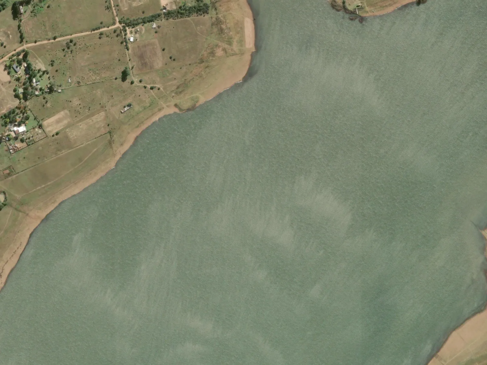 Western shoreline and open banks | Bloemhoek Dam - Free State - Kroonstad - Bloemhoek Dam