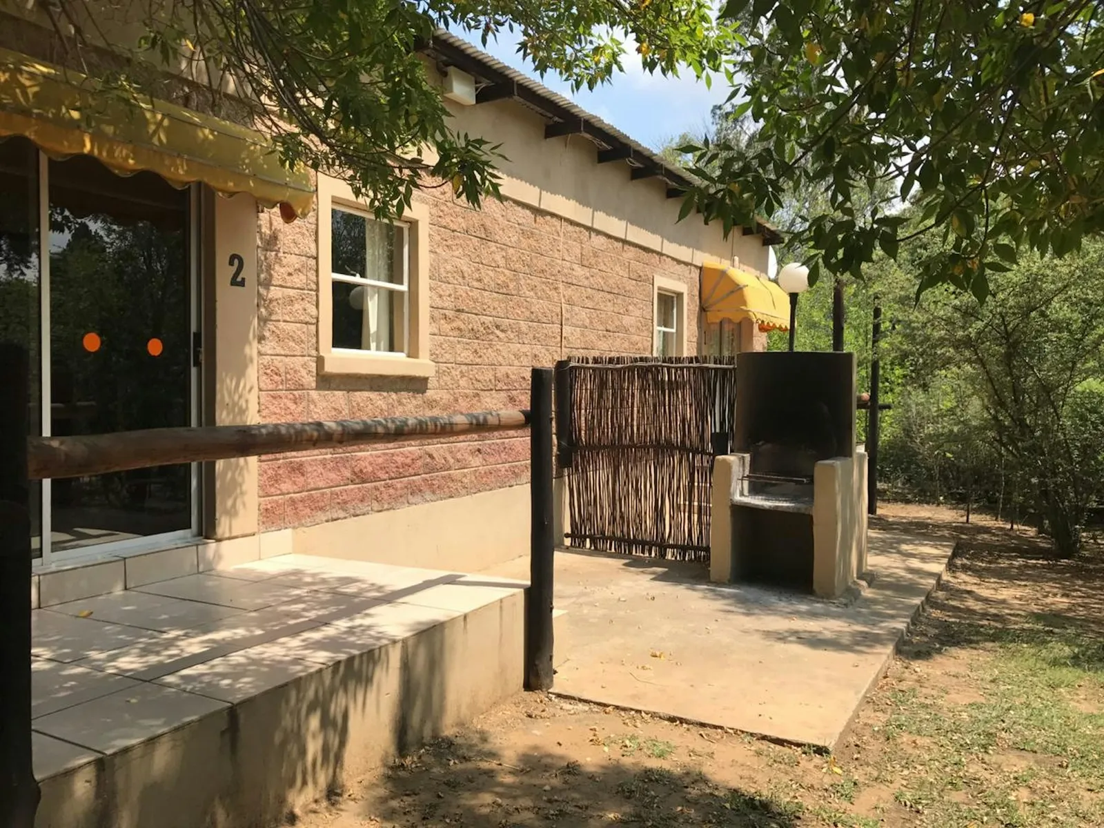 Self-catering chalet with outdoor braai | Vrede Dam Emanzini Resort - Free State - Vrede - Vrede Dam