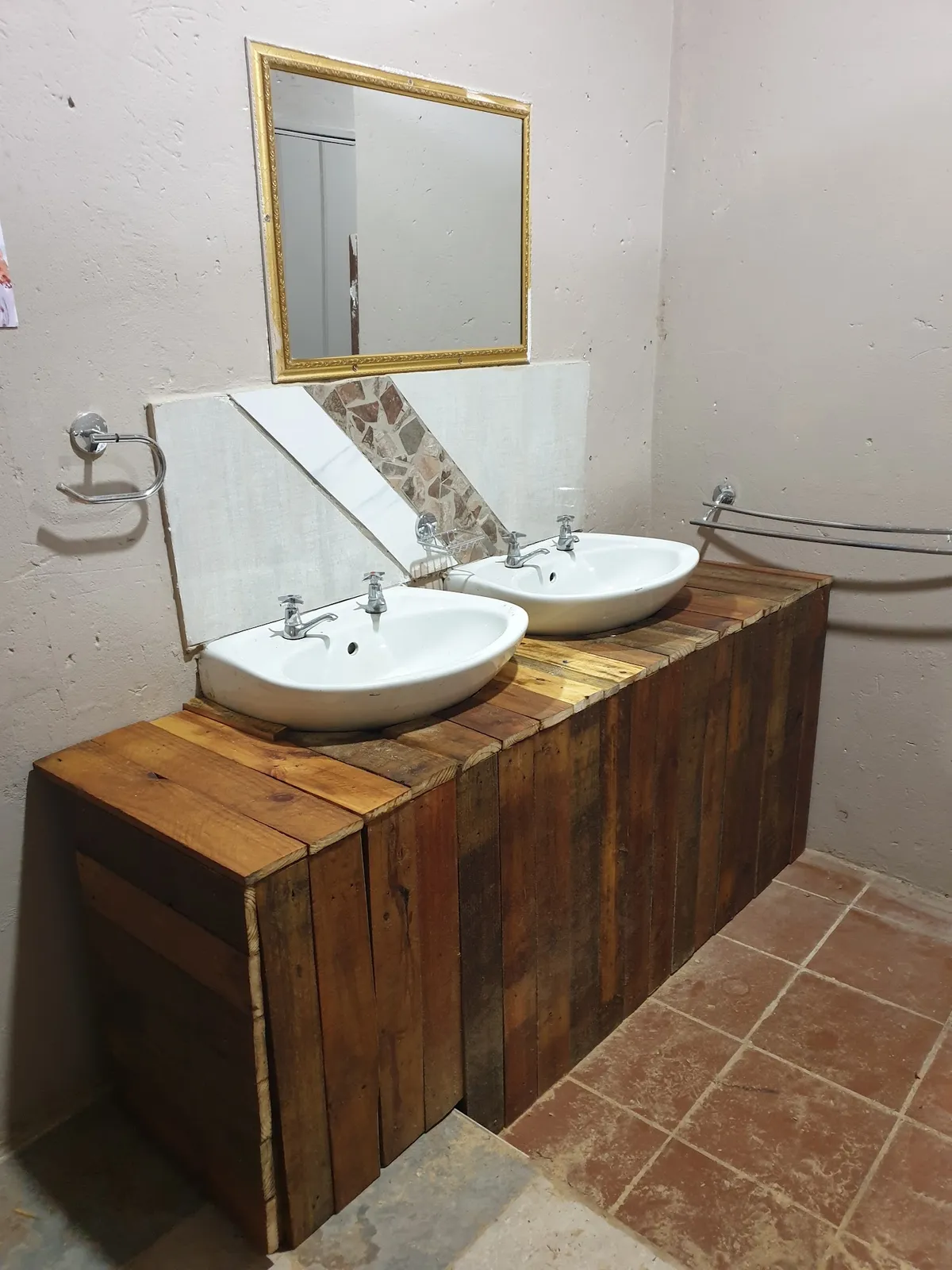 Communal ablution block interior | Adonai Fishing & Camping - North West - Lindequesdrif - Vaal River