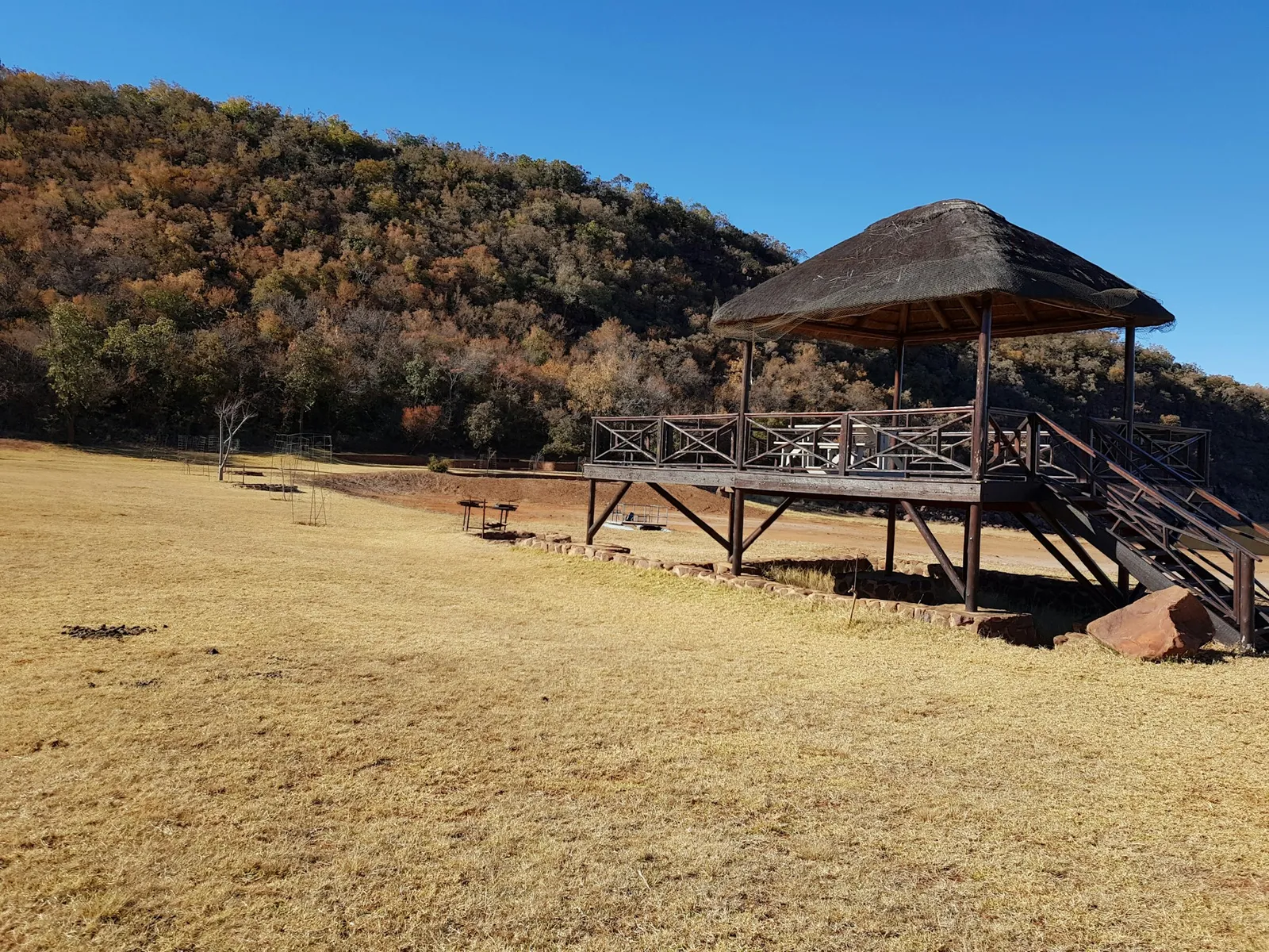 Thatched lapa deck on the property | Metsi Metsi Country House - Limpopo - Modimolle - Donkerpoort Dam