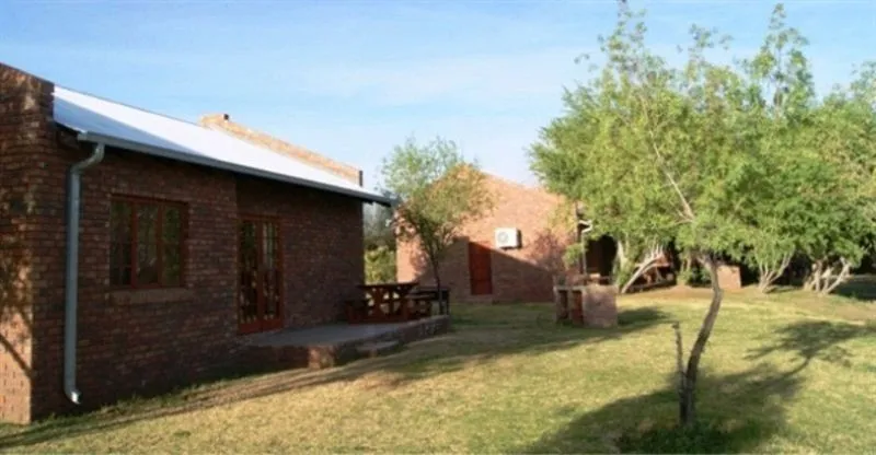 Brick chalets with braai area | Kheis Riverside Lodge - Northern Cape - Groblershoop - Orange River