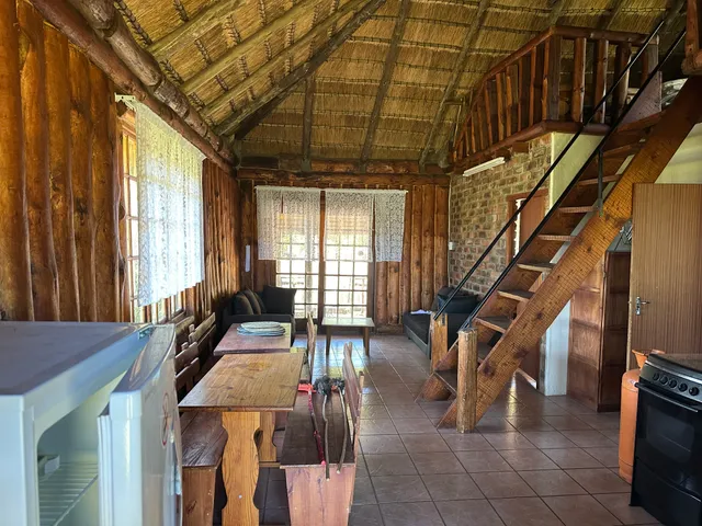 . | Balele Mountain Lodge - Log Cabin - KwaZulu-Natal - Groenvlei
