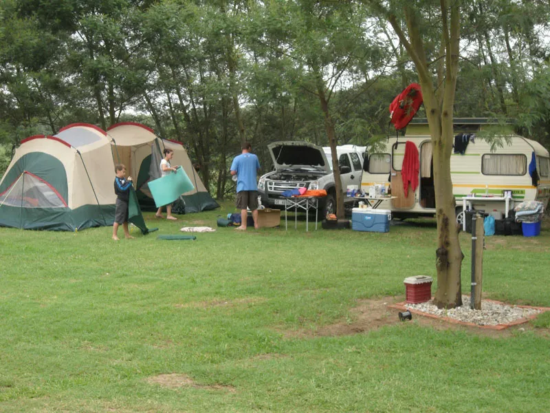 Shaded camping stands | Khomeesdrif Camping - Western Cape - Riviersonderend - Riviersonderend River