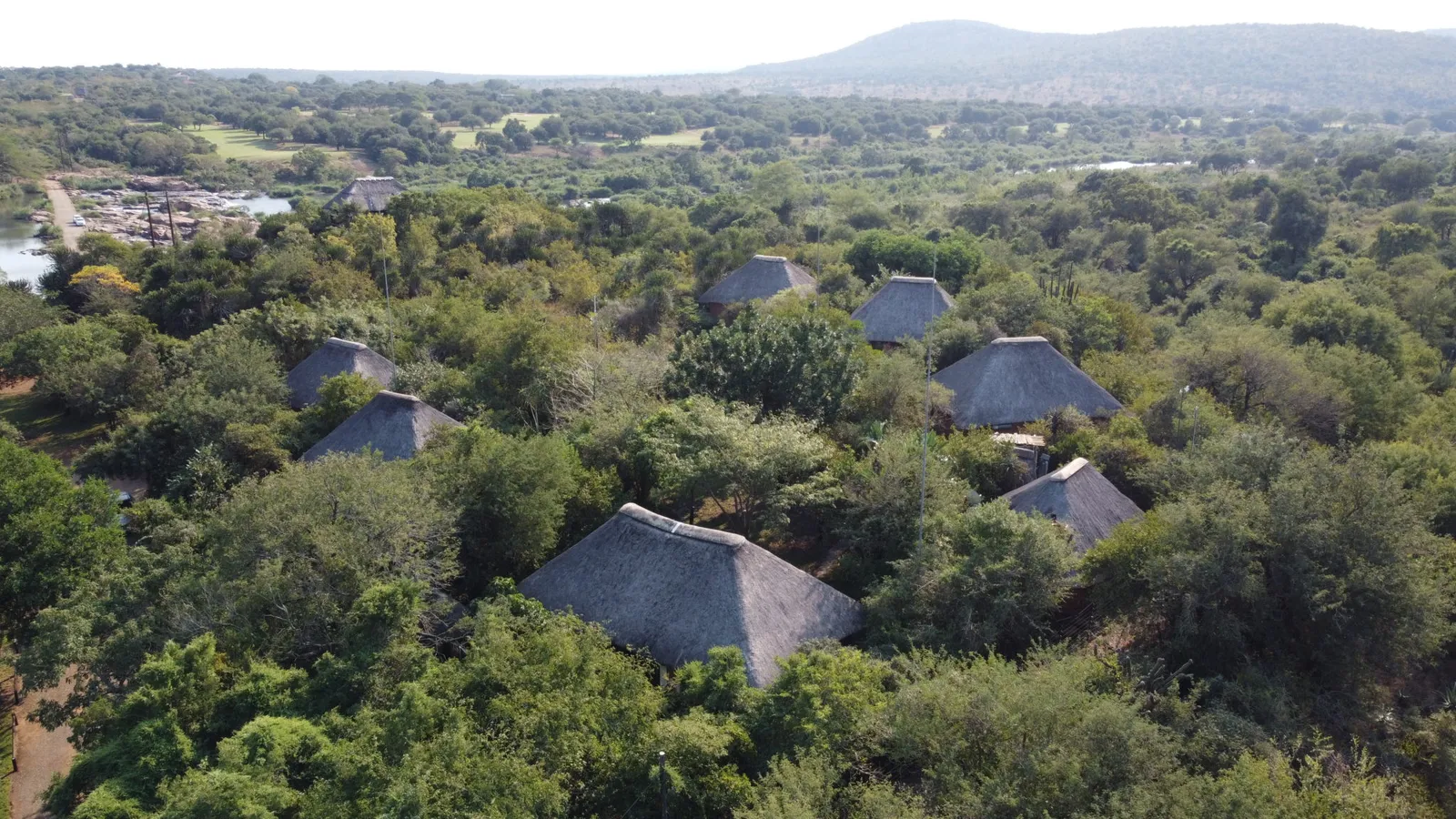 Lodge and Komati River from above | River Hill Lodge - Mpumalanga - Komatipoort - Komati River