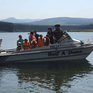 Motorboat on the dam at Day Access, Beaulieu Dam | Beaulieu Dam - KwaZulu-Natal - Richmond - Beaulieu Dam