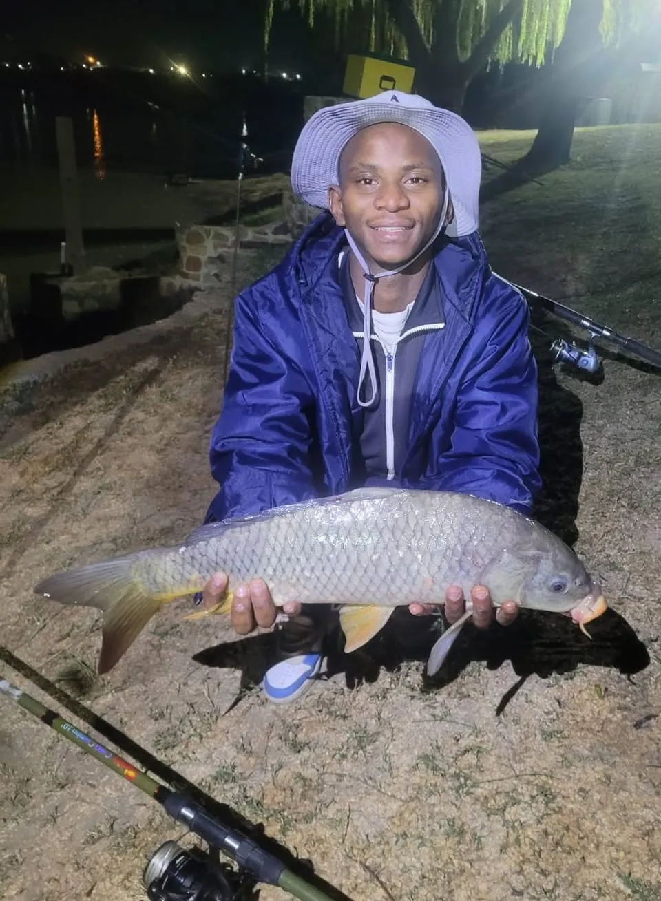 Night fishing on the camp bank | Barkly's Nest - Northern Cape - Barkly West - Vaal River