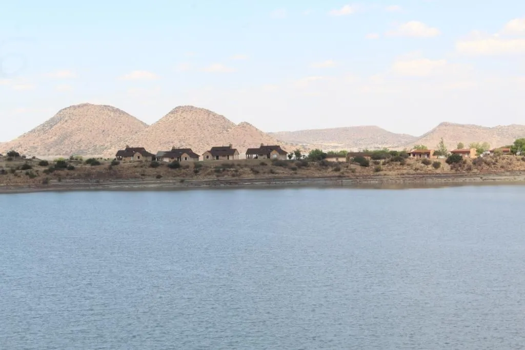 Gariep Dam shoreline with chalets | Gariep Dam Nature Reserve - Free State - Gariep Dam - Gariep Dam