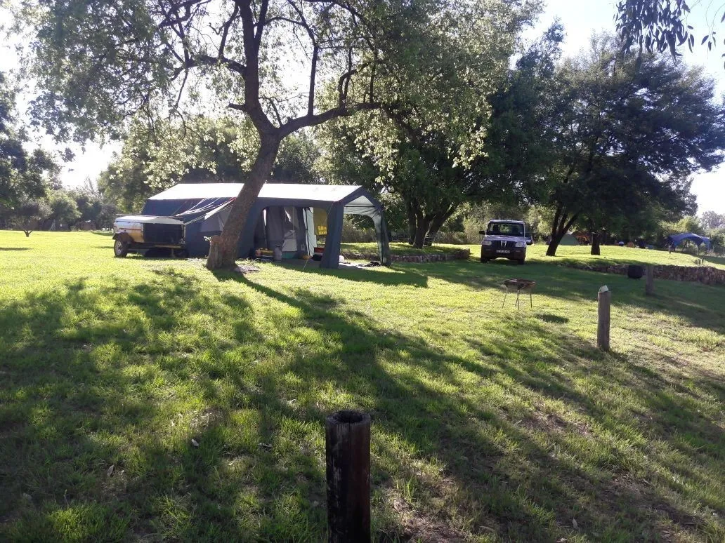 Shaded tent camping on the lawn | Paradyskop Boerdery - North West - Klerksdorp - Vaal River