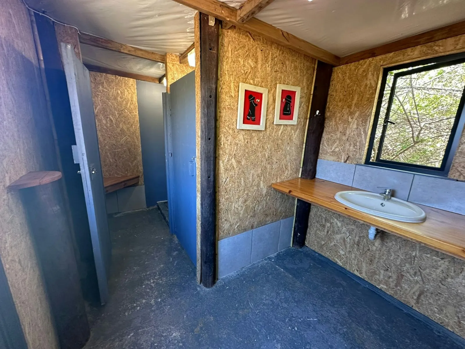 Basin in a timber washroom at Camp Area 4, FleckVieh | Fleckvieh Guest Farm - Camp Area 4 - Western Cape - Swellendam
