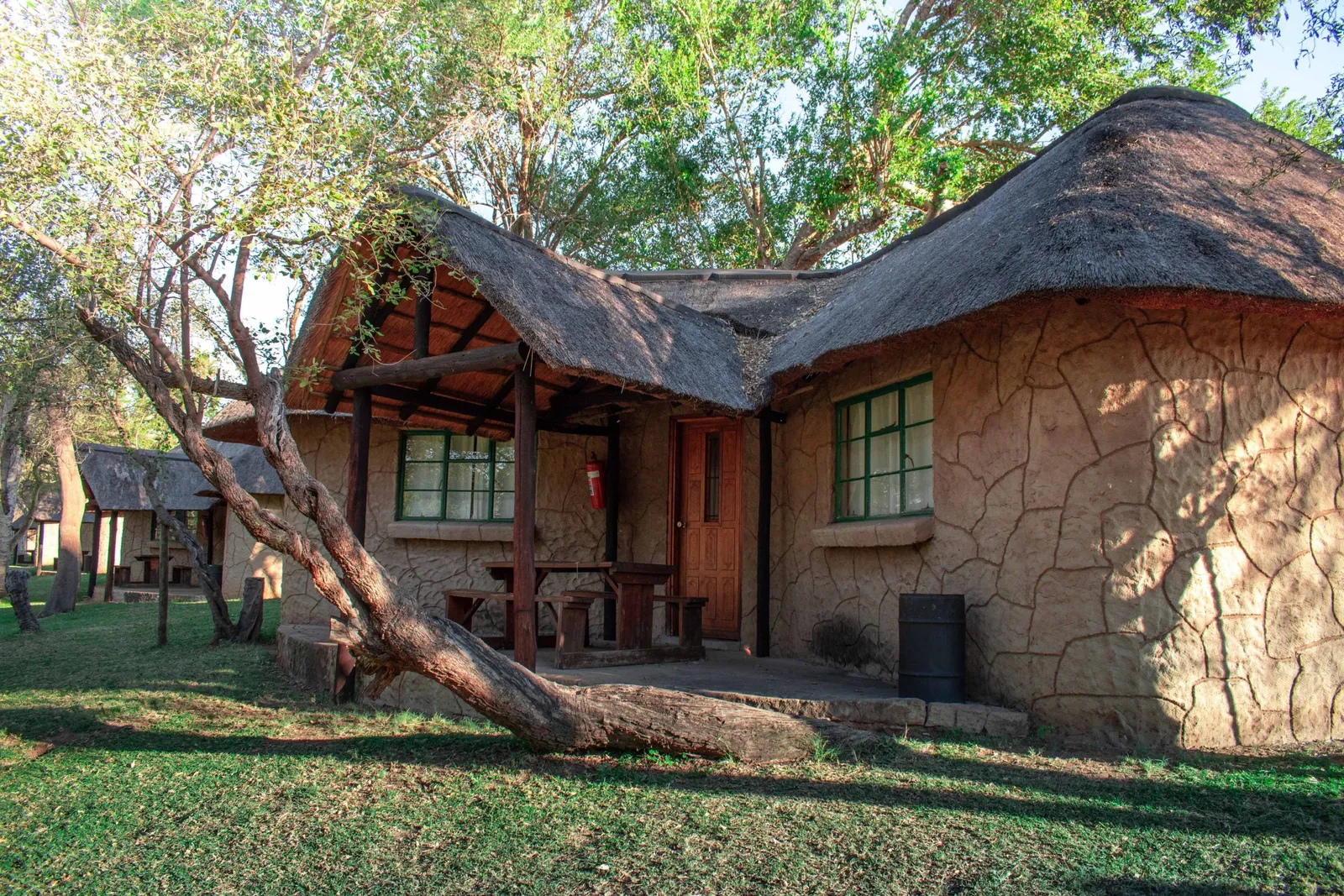 Carp chalet exterior | Vaalwater Rivieroord - Limpopo - Vaalwater - Mokolo River