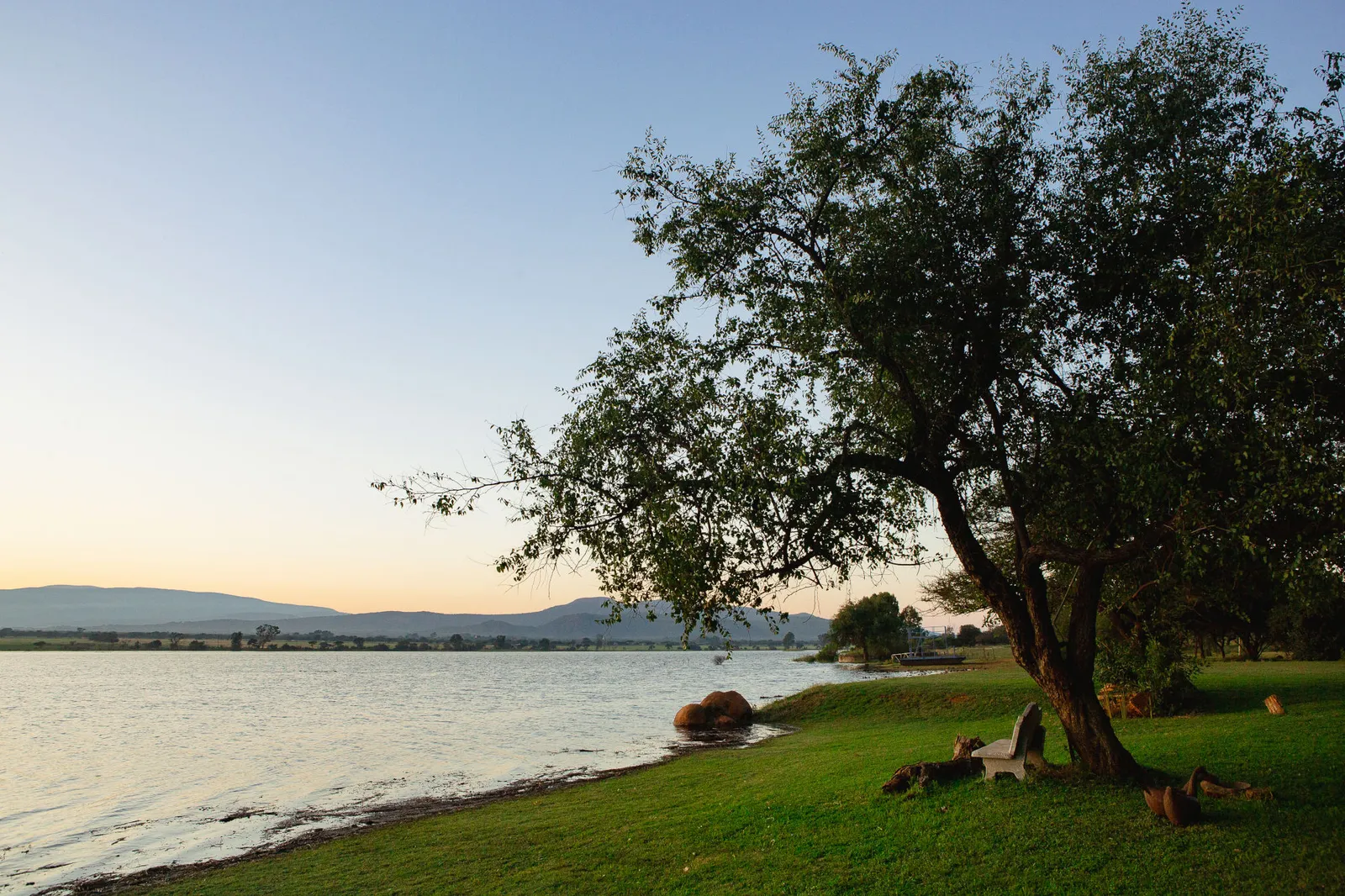 Nyl River bank at the camp | Nyl River Bush Camp - Limpopo - Mokopane - Nyl River