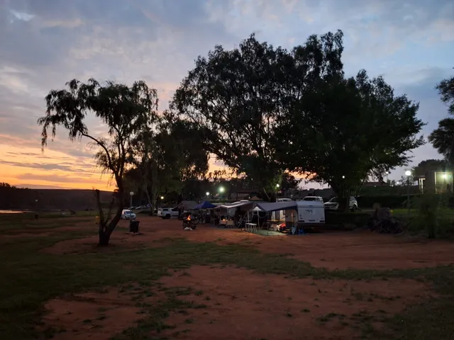 Campsites on the Vaal River at sunset | Geelvis Kamp - North West - Lindequesdrift - Vaal River