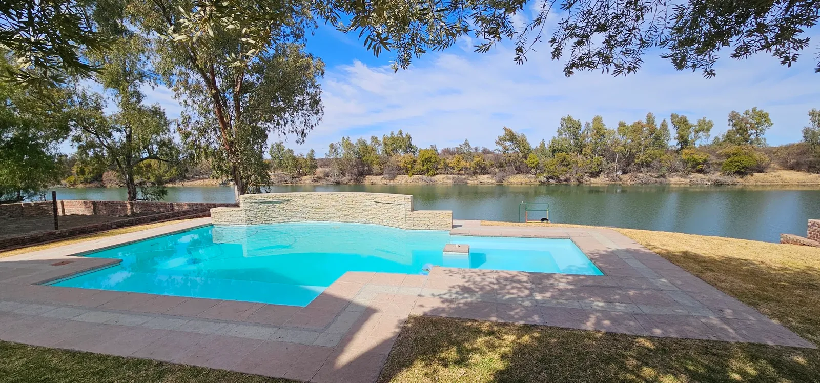 Swimming pool on the Vaal River | Lepellê - North West - Bloemhof - Vaal River