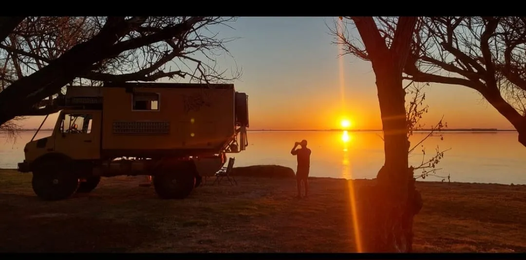 Camper at the lakeshore | Barberspan Hotel - North West - Delareyville - Barberspan