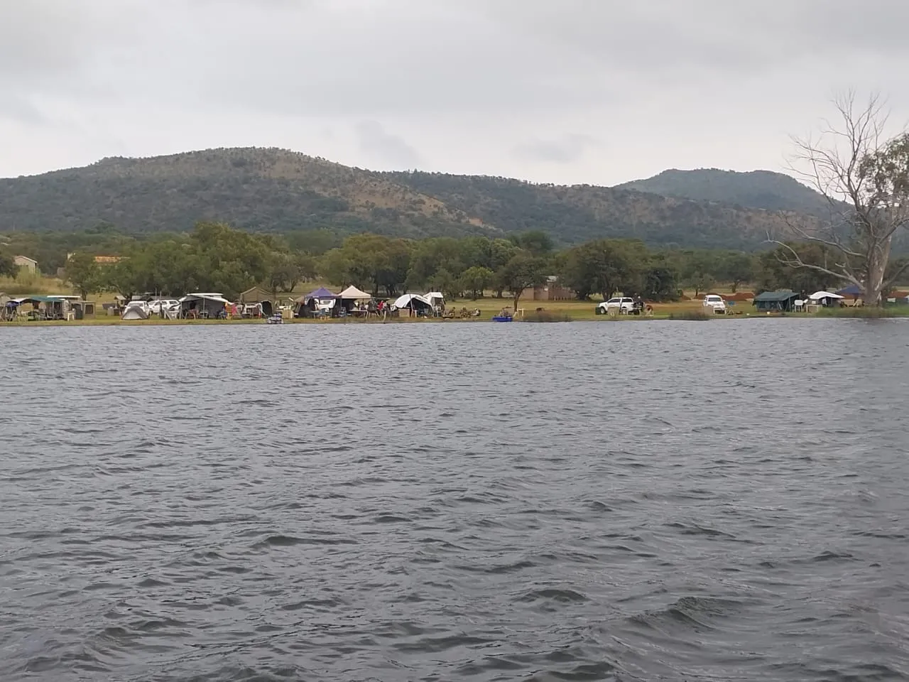 Waterfront campsites | Buffelspoort Dam - North West - Rustenburg - Buffelspoort Dam