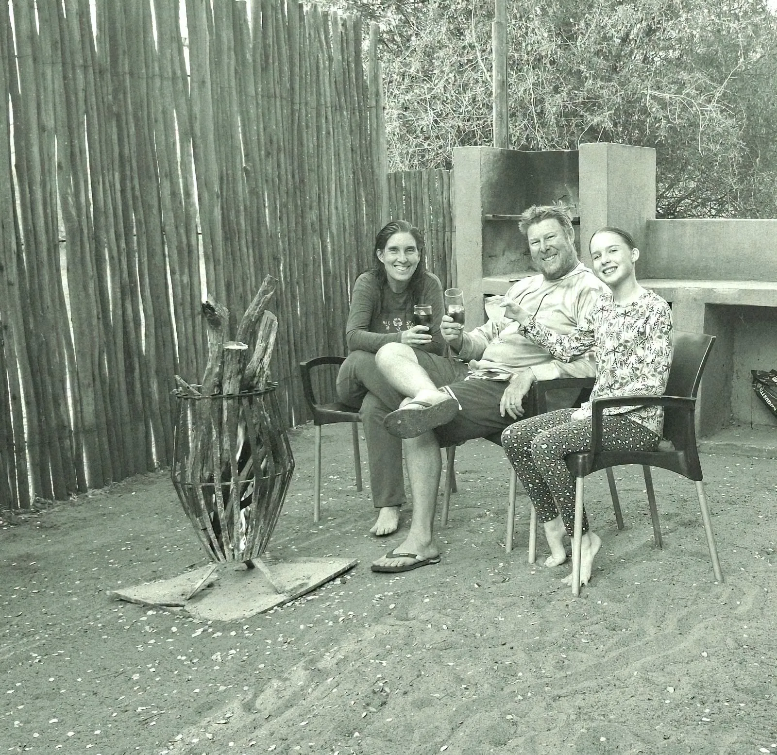 Outdoor braai and seating area | Nkonkoni Fishing Camp - KwaZulu-Natal - Pongola - Jozini Dam