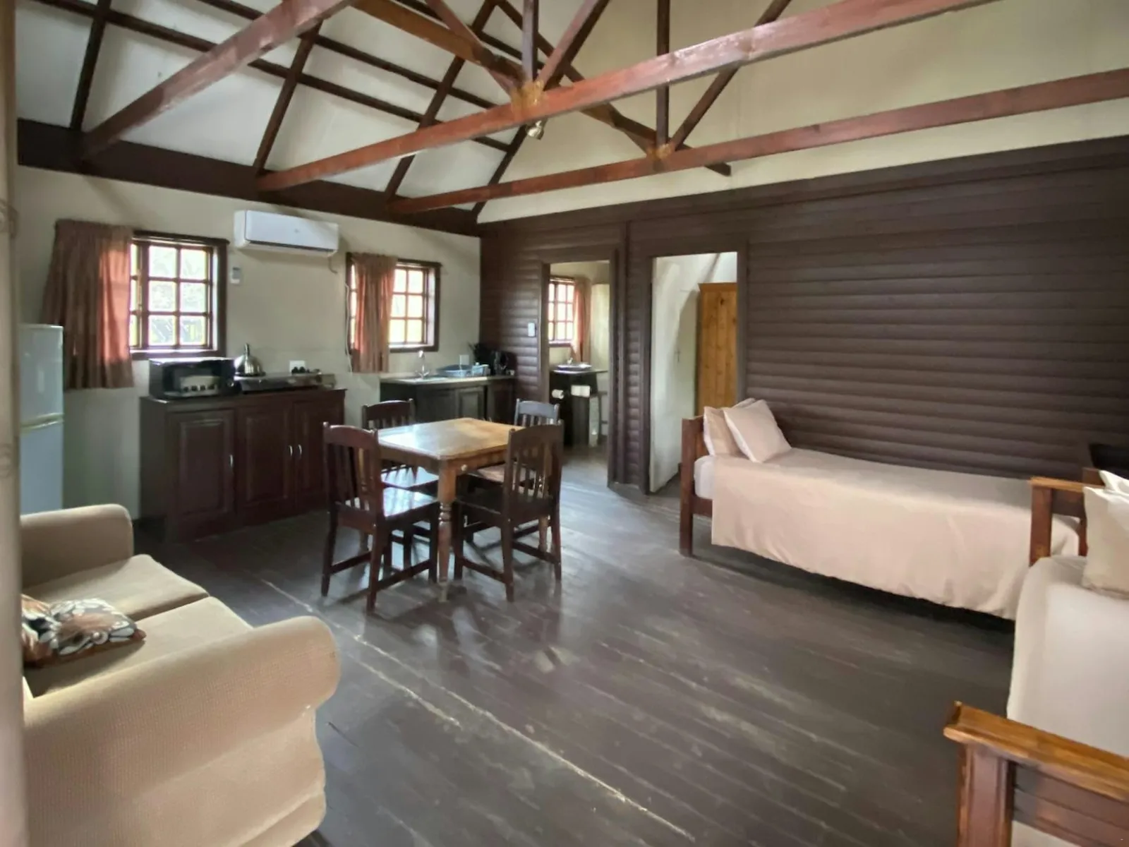 Wooden cabin living area | Vaal de Sioleh - North West - Parys - Vaal River