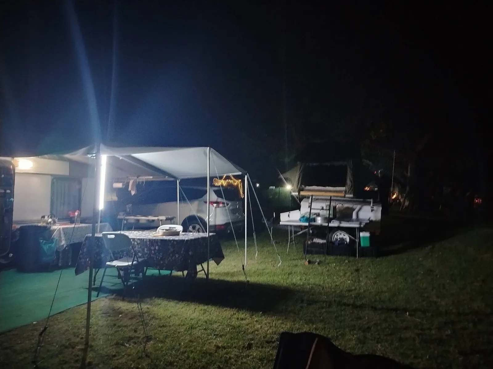 Caravan camping at night | Goudmyn River Chalets - Western Cape - Robertson - Breede River